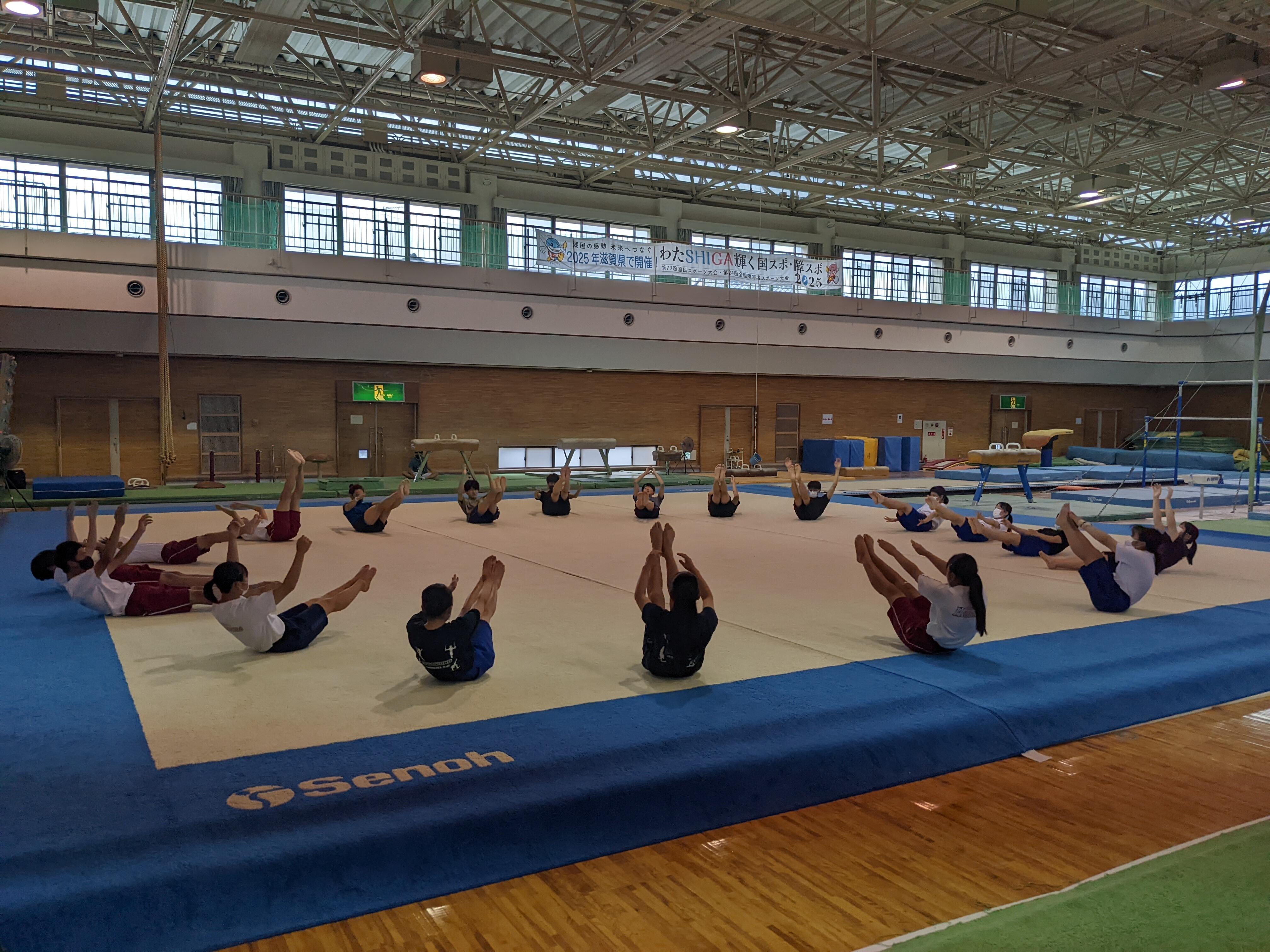 【中古】 子どもとつくる１００倍楽しい運動会/本の泉社/学校体育研究同志会 子どもとつくる100倍楽しい運動会/本の泉社/学校体育研究同志会